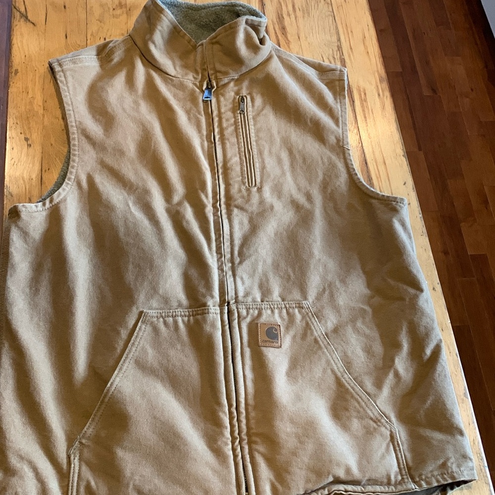 Men’s Carhartt vest size Large Tall